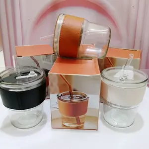 Gelas Sedotan Box Pabrik Desain Unik Bahan Kaca Kapasitas 380ml Warna Random Cocok untuk Minuman Favorit Anda