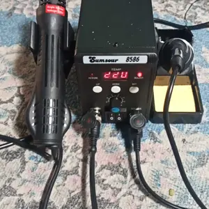 858D/8586 Hot Air Gun 220V Besi Solder SMD Desoldering Kit Alat Perbaikan Ulang Solder Uap Service HP Laptop Stasiun Solder 8586 760W 2 in 1 Digital Display SMD Ulang Hot Air Gun Solder Besi 220V ESD Las Pematrian Alat Perbaikan