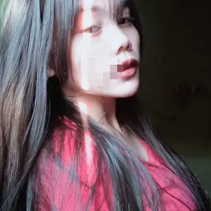 Wig Wanita Premium Import Korea – Full Wig Korea Panjang 60 cm untuk Wanita / Rambut Palsu Wanita High-Quality/Super Realistis/Gaya Lurus/ Belahan Tengah / Tersedia dalam Warna Black & Cool Brown / Model Baru 2025