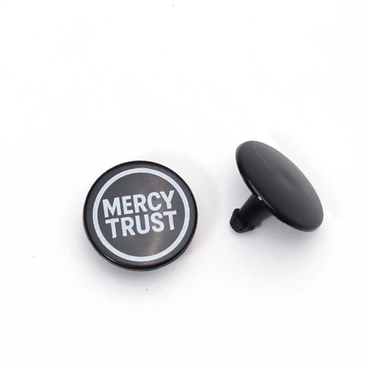QT02 - [ SẢN PHẨM TẶNG ] 01 CẶP NÚT GẮN DÉP SỤC THƯƠNG HIỆU MERCY TRUST - 1