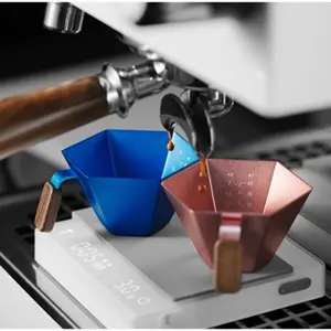 MHW-3BOMBER Prism Series Measuring Cup 100ML Gelas Ukur Aluminium Alloy dengan Gagang Kayu Walnut Coffee Accessories dan Kitchen Tool MHW 3 BOMBER MHW3BOMBER