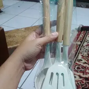 SHULW Set Spatula Dapur 3 in 1 Silikon Food Grade Alat Masak Anti Lengket Tahan Panas Praktis untuk Memasak Sehari-hari - Buah, Peralatan