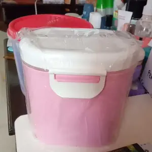 PA031 Tempat Kotak Wadah Penyimpanan Bubuk Portabel Anti Tumpah Makanan Box Susu BPA Free Food Grade 400g 220g untuk Bayi dengan Sendok Susu
