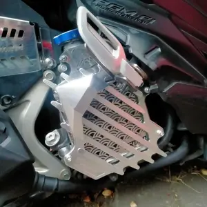 Cover Radiator Vario 150 Vietnam Series Full Cnc Fastbikes Cover Radiator Vario 125 150 Led Old 2015-2017 Vario 125 150 New 2018-2022 Vario 125 New 2022 Cover Radiator Cnc Chrome Honda Vario