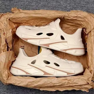 Lush&SlipHub Sepatu olahraga wanita EVA Bisa bernapas desain putih dengan lubang ventilasi dan garis dekorasi pink muda cocok untuk olahraga sehari hari 202512304721