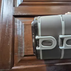 Kotak Makan 1650ML Besar Bento Box 4 Sekat lunchbox Anti Bocor Wadah Makanan Praktis Sendok Garpu Kotak Praktis Sekolah Kantor