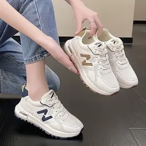 Yoyo Sneakers Sport Shoes / Sepatu Sneakers / Sepatu Fashion / Casual Sport / Sepatu Trainning / Sepatu Olahraga