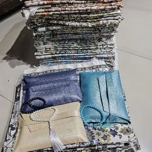 Zaafirah1- 20pcs Sajadah Travel premium bonus Tasbih Mutiara dengah Pouch Cantik kado peenikahan atau souvenir  oleh oleh haji dan umroh Muslim Motif