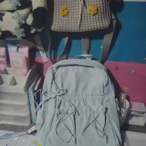 CHIYUM [Back To School] Tas Ransel Wanita Tas Sekolah Cewek Santai Baru Kapasitas Besar Nilon Tas Laptop Siswa Dasi Kupu-Kupu Korean Style Backpack Perempuan Stylish School Bag Pink Hitam Cocok untuk Laptop 14-15 inci
