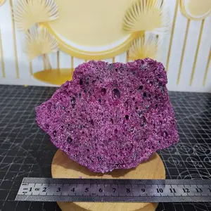 Ruby rough big UV Reactive Treatment (1) Batu Buatan