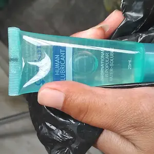 pelicin pemasangan menstrual cup water base - isi 25ml