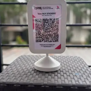 Stand QRIS barcode toko gratis cetak bahan mewah