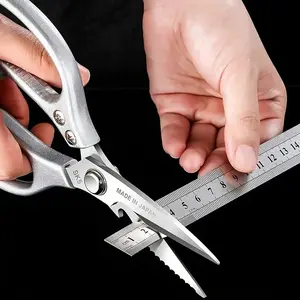 Gunting Dapur JAPAN SK5 Super Tajam Kuat Tebal Stainless Steel Multifungsi Gagang Besi Pemotong Ayam Ikan Kitchenware  random Kitchen Scissors