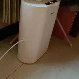 【SPECIAL PROMO】Simplus Dehumidifier + Air Purifier C9 Dual-Core 650ml/Hari Dehumidifikasi Efisien Tangki Air Besar 2,5L Mode Tidur Dengan Kotak Magnetik Diffuser Aroma Citrus & Woody untuk Kamar Tidur Lemari Baju Ruang Tamu Mengurangi Kelembapan CUSH009-1