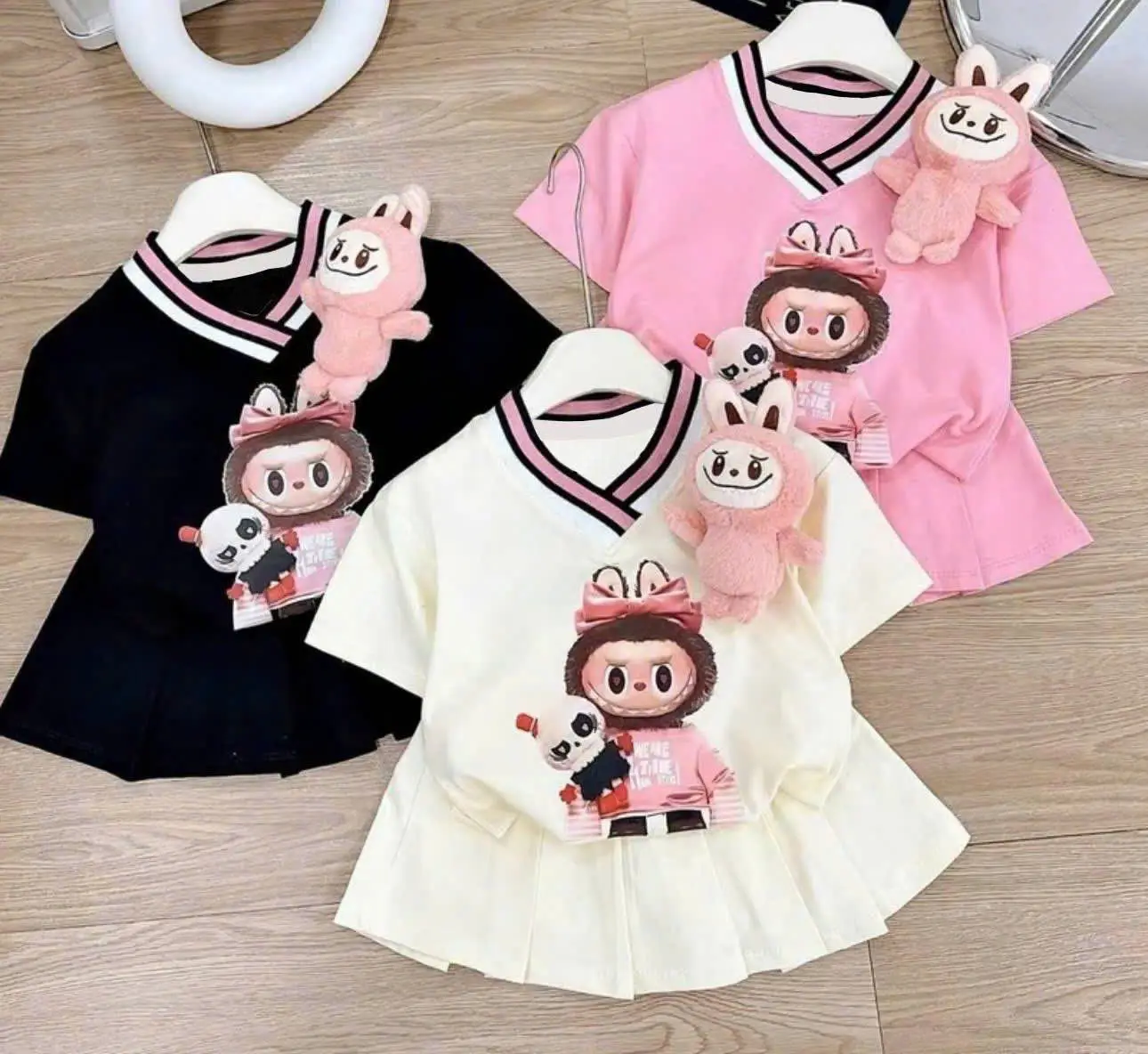 (KHÔNG KÈM GẤU )Sét chân váy+ áo (mẫu labubu )bé gái cá tính 3 màu xinh xắn size 9-45 kg (KHÔNG CÓ GẤU ĐI KÈM )3333