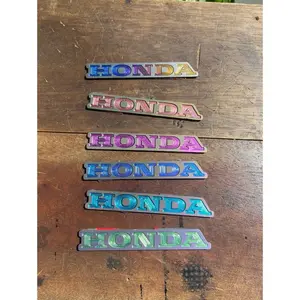 emblem titanium tulisan Hoonda Titanium batok